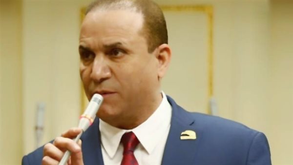 مقترح برلماني بحظر تراخيص المنشآت التي لا تتضمن مواقف سيارات
