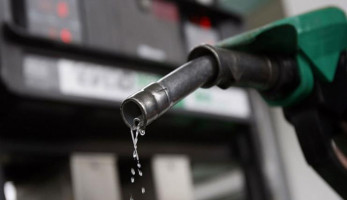 مصدر: الحكومة حسمت زيادة أسعار البنزين والإعلان خلال أيام