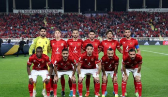 مفاجأة.. نجم الأهلي السابق معروض على الزمالك