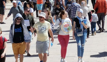 "لو استمرت الحرب".. من يتحمل تكلفة إقامة السياح الأوكرانيين في مصر؟