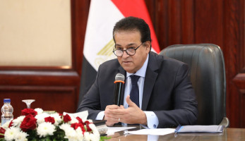 وزير التعليم العالي يعلن غدًا بدء الدراسات السريرية للقاح المصري "إيجي فاكس"