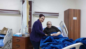 إصابة الشاعر شوقي حجاب بجلطة في المخ ونقله للمستشفى «صور»