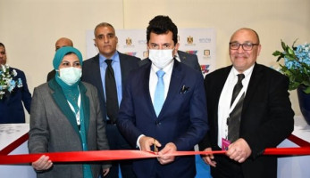 أشرف صبحي يفتتح جناح وزارة الشباب والرياضة بمعرض كافكس 2022