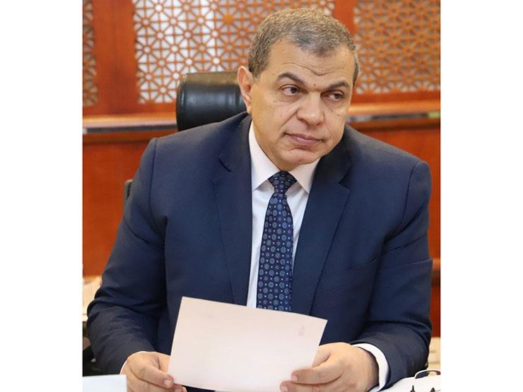 مصدر بالقوى العاملة يكشف حقيقة عودة منحة العمالة غير المنتظمة
