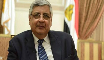 مستشار الرئيس: منع تناول دواء كورونا الفموي لـ 3 فئات