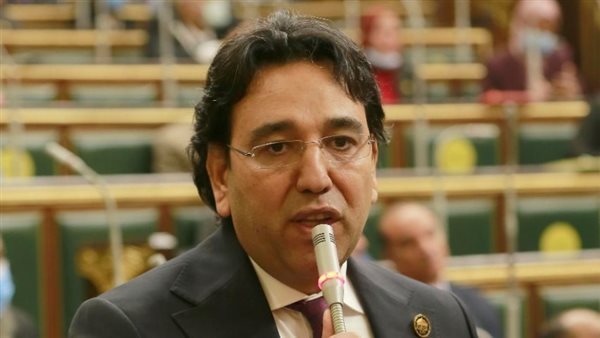 "محسب" يطالب بالاعتماد على الكابلات الضوئية بدلا من النحاسية في مجال الاتصالات