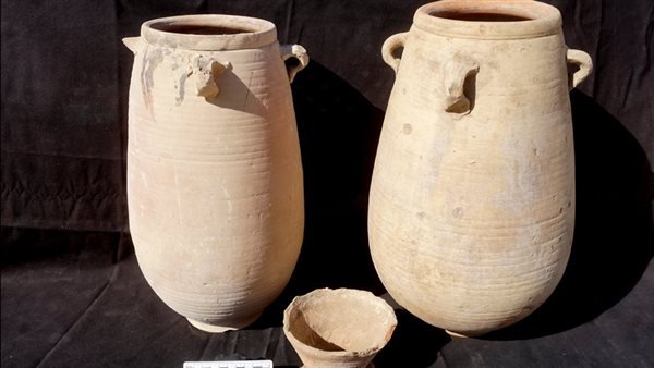 البعثة الإسبانية بالأقصر تعثر على جرار تحنيط في مصر القديمة