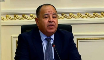 التعامل بالجنيه بدلًا من الدولار.. الغرف التجارية تشيد بدراسة تعديل نظام دفع التوكيلات الملاحية لـ«الحاويات»