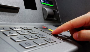 أعلاها 5 جنيهات.. البنوك تحدد تسعيرة الاستعلام عن الرصيد من الـ ATM