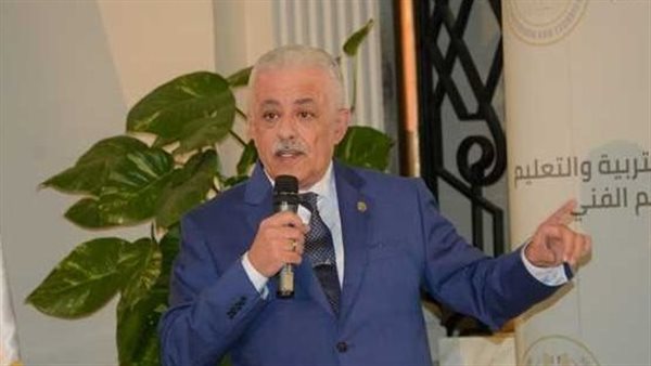مصادر: وضع امتحانات الأول والثاني الثانوي ورقيا.. والوزير يحسم الأمر