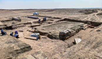 الكشف عن بقايا معبد زيوس كاسيوس بموقع تل الفرما بمنطقة آثار شمال سيناء | صور