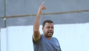 هل ينضم حمد إبراهيم لجهاز المنتخب مع إيهاب جلال؟.. اتحاد الكرة يرد