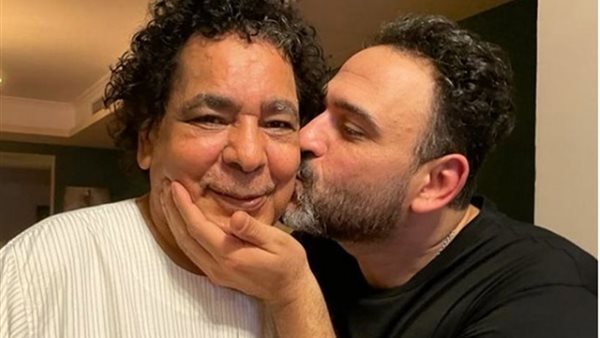 تعرف على موعد طرح دويتو محمد منير وأكرم حسني