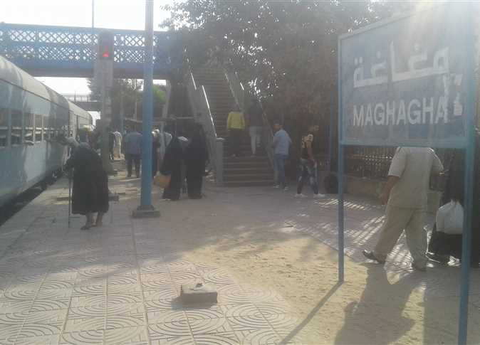 تعطل «حركة الصعيد» لمدة ساعة بسبب انفصال 6 عربات عن قطار بالمنيا