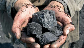 مصادر حكومية: توجه للتخلص التدريجي من استخدام الفحم بـ«مزيج الطاقة»