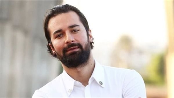 أحمد حاتم وأسماء أبواليزيد ينتهيان من «عاشق» خلال أيام