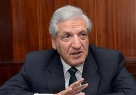 فخري الفقي: الجنيه المصري ليس مرتبطًًا بالدولار وعوامل عديدة تتحكم في سعر الفائدة