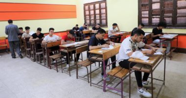 التعليم تحدد هوية الطالب المسئول عن تصوير أسئلة امتحان مادة الدين