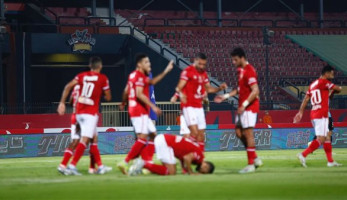 عاجل.. الأهلي يُنهي اتفاقه مع المدير الفني الجديد