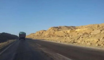 «الطرق والكباري»: الانتهاء من تجديد الطريق الصحراوي الشرقي بالصعيد خلال 4 أشهر