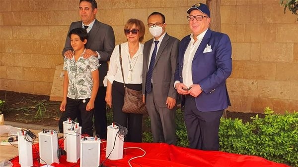 لأول مرة فى مصر.. الصين تهدي مؤسسة أولادنا بيانو أرضى بطول ثمانية أمتار