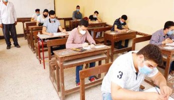 التعليم تعلن ضبط طالبين تورطا فى تصوير أسئلة امتحان الجبر للثانوية العامة