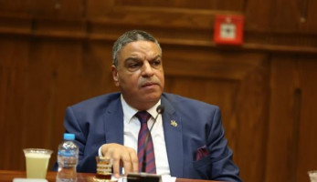 برلماني يطالب بالتوسع في بناء المجمعات الحرفية للحد من وجود المخازن بالكتل السكنية