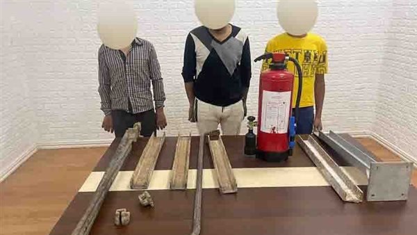 ضبط المتهمين بسرقة محطات السكة الحديد في القاهرة