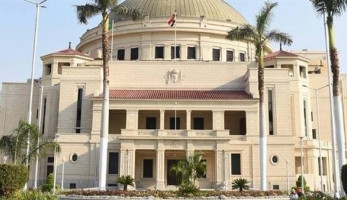 رئيس جامعة القاهرة يوجه بسرعة تنفيذ ترشيد استهلاك الكهرباء