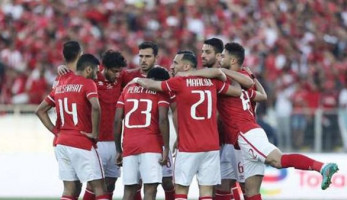 الأهلي يقرر الإطاحة بمهاجمه.. تفاصيل