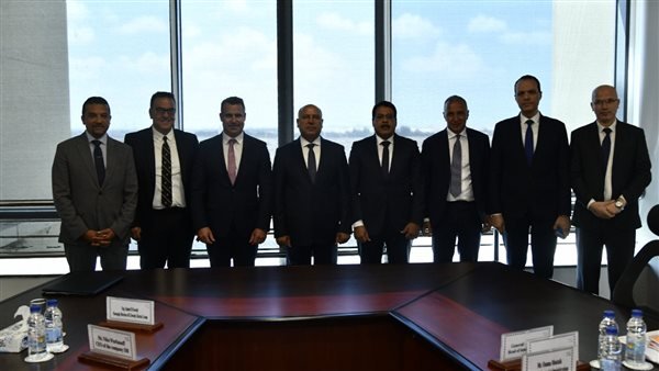 لمدة 30 سنة..شركة ألمانية تدير شبكة القطار الكهربائي السريع بنظام المشاركة في الإيرادات
