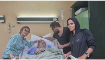 5 مواقف إنسانية لا تنسى لـ تامر حسني.. عالج طفل ودعم محارب سرطان