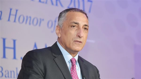 فى انتظار تعيين محافظ جديد.. من يدير البنك المركزى بعد استقالة «عامر»؟