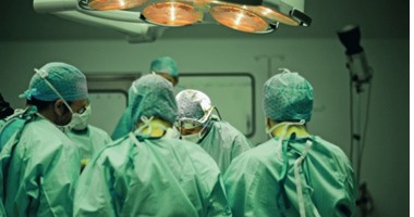 لأول مرة إجراء عمليات المفاصل لمرضى الهيموفيليا بالمجمع الطبي في طنطا