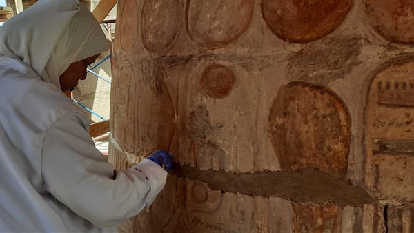 الآثار تعلن استئناف أعمال الترميم في صالة الأعمدة الكبرى بمعابد الكرنك | صور