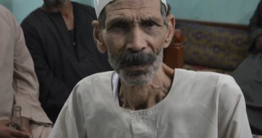 ولا فى الأفلام.. محمد بسطاوى من الأقصر يعود لقريته بعد غياب 41 سنة.. اعرف قصته