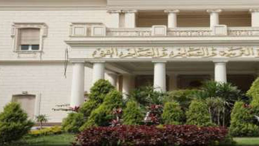 متخصص في «شؤون التعليم»: إلغاء الصف السادس الابتدائي شائعات