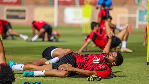 شادى حسين يخضع لفحوصات شاملة.. وطبيب الأهلى يكشف أسباب غياب كوكا