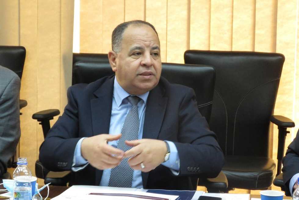 رئيس مصلحة «الخزانة العامة وسك العملة» يكشف حقيقة التصميمات الجديدة لعملة «2 جنيه»