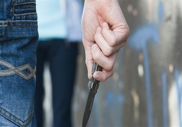 طعنه بمطواة.. إحالة عاطل متهم بقتل صاحب مقهى في المطرية للجنايات