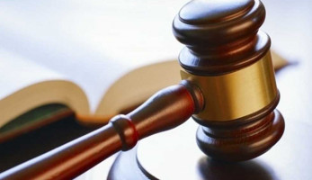 السجن 3 سنوات لعامل ضرب ابنته حتى الموت بسوهاج