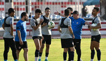 فيريرا يمنح مهاجمى الزمالك دروسا خصوصية
