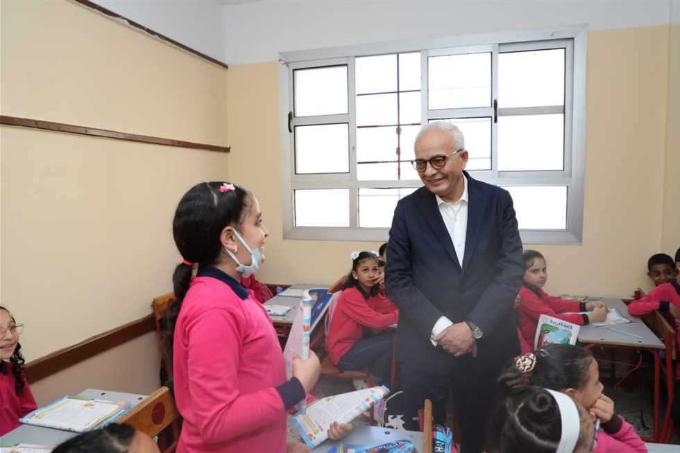 «التعليم» توضح سبب إلغاء «القصة» في اللغة العربية للصفين الرابع والخامس الابتدائي