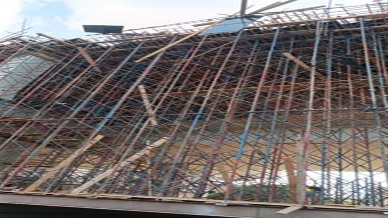 بينهم سيدة تصادف مرورها.. مصدر يكشف أسماء وحالة مصابي انهيار جزئي لكوبري تحت الإنشاء بفيصل