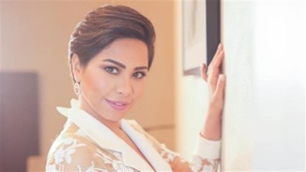 موعد ظهور شيرين عبد الوهاب في بث مباشر لجمهورها بعد خروجها من المستشفى
