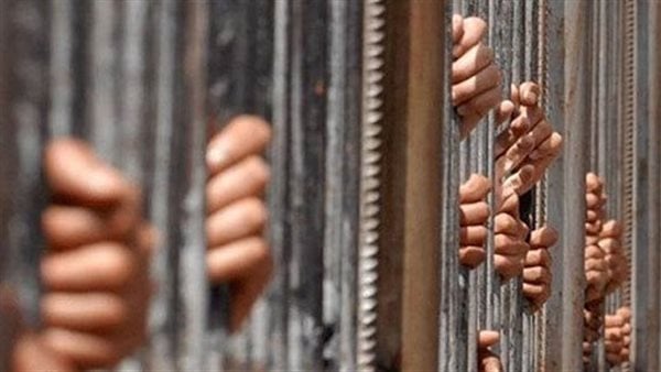 حبس عاطل حاول ترويج الحشيش فى الشروق