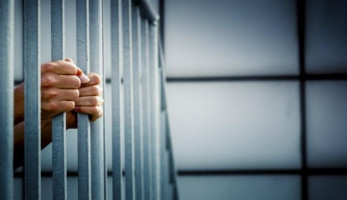 المشدد 6 سنوات وغرامة 100 ألف جنيه لعاطل يتاجر فى المخدرات ببنها