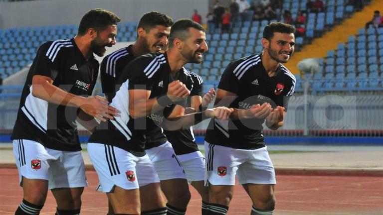 مصدر لمصراوي: الأهلي يفتح ملف التجديد لثلاثي الفريق