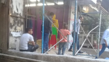 حى الدقى يتنازل عن حق الدولة.. أصحاب محل يفتتحان ملاهي تحت عقار سكني ويعرضون حياة الأطفال للخطر