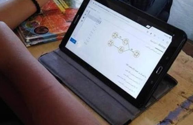 مفاجأة.. امتحانات الثانوية للمدارس الخاصة بـ"الشريحة" والحكومية بـ"المنصة" | خاص